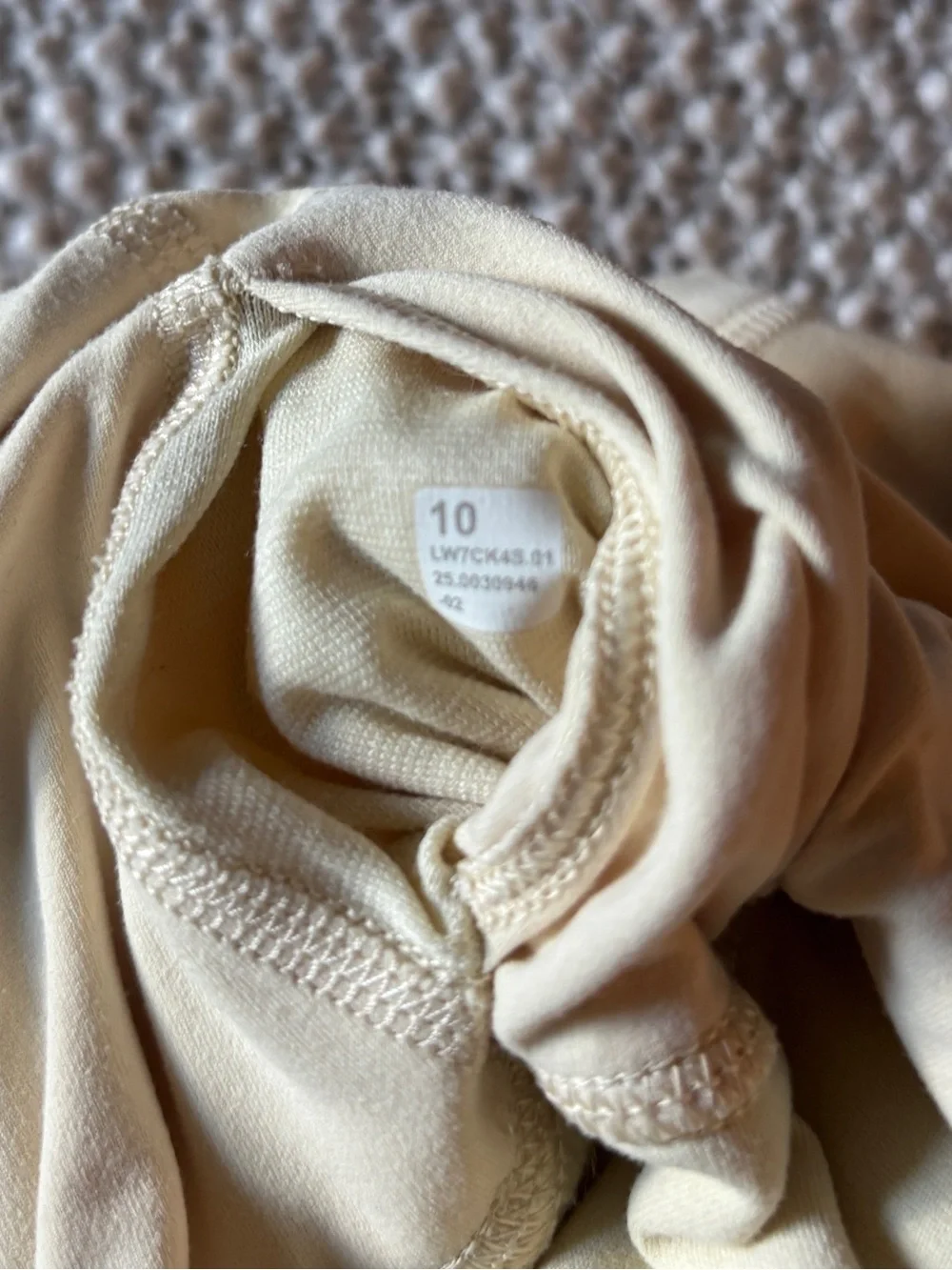 Lululemon Buttercream Yellow Align Shorts Size 10